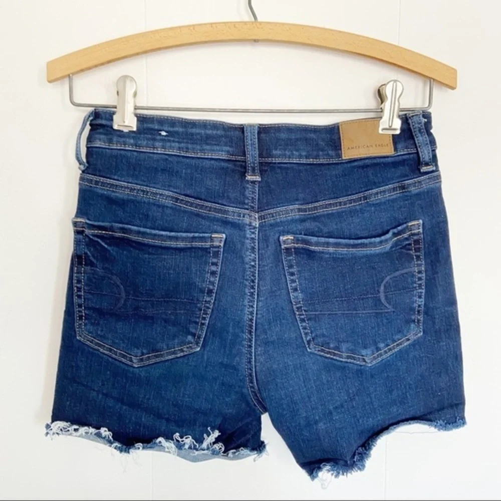 American Eagle shorts high waisted‎ dark wash cut off next level stretch size 2